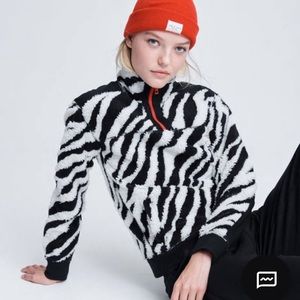 Rag and Bone Zebra Print Sherpa Half Zip Fleece Small